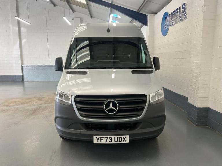2023 Mercedes-Benz Sprinter 3.5t H2 Premium Van PANEL VAN DIESEL Manual