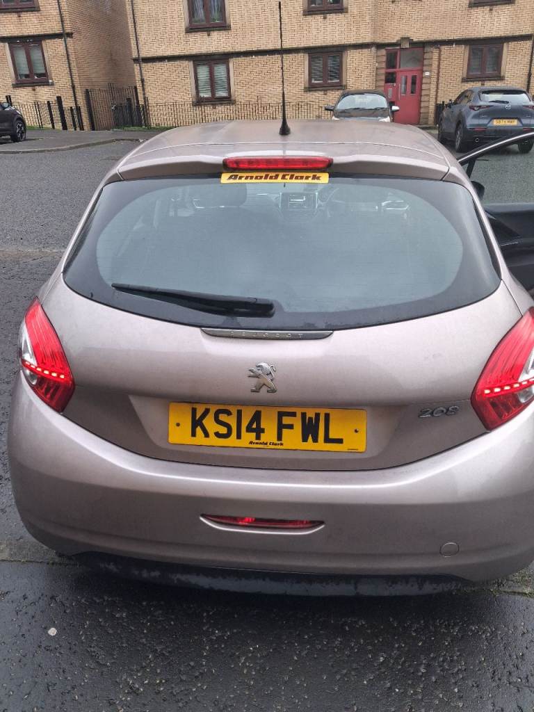 Peugeot, 208, Hatchback, 2014, Manual, 999 (cc), 5 doors