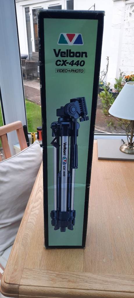  Velbon CX-440 (Video+Photo) Tripod