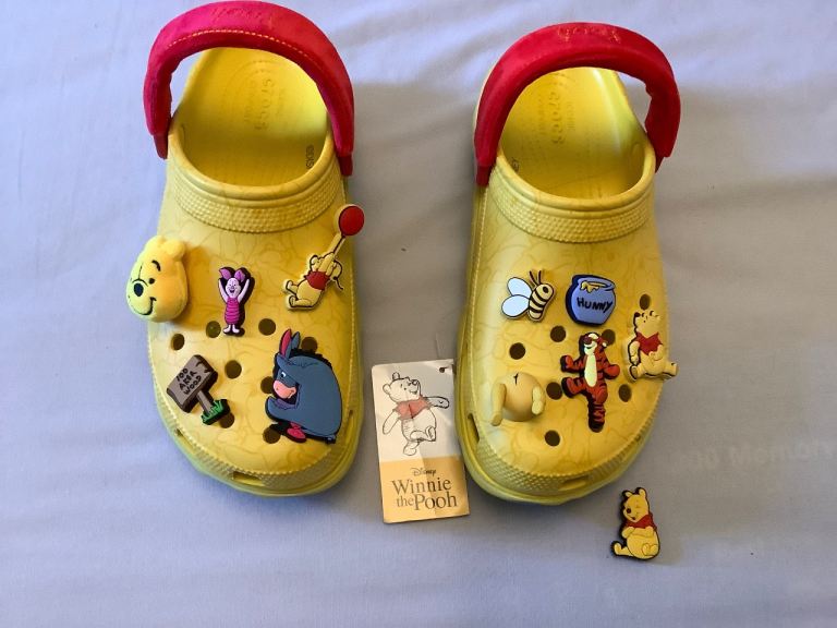 CROCS Winnie The Pooh Platform Adult Clog ** Brand New ** 