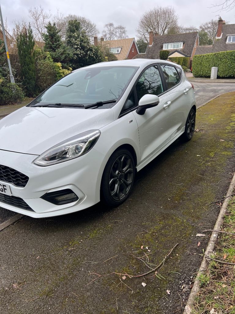 Ford, FIESTA, Hatchback, 2017, Manual, 1498 (cc), 5 doors