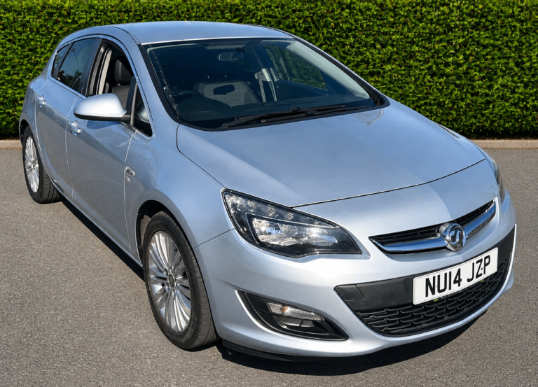 2014 (14) VAUXHALL ASTRA 1.7 CDTI EXCITE HATCHBACK CHEAP TAX BAND 