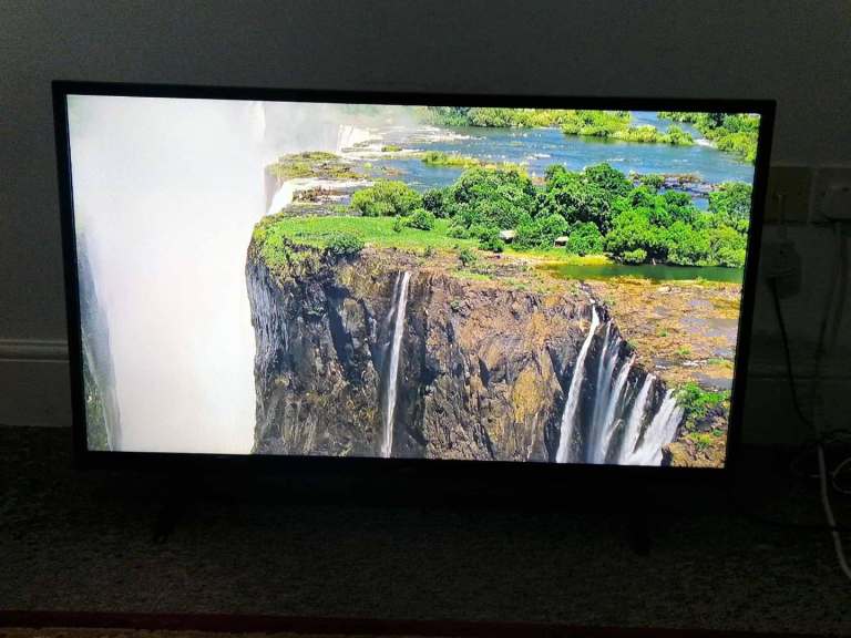 JVC Smart TV HDR Full HD Android Led 40 inches for sale 