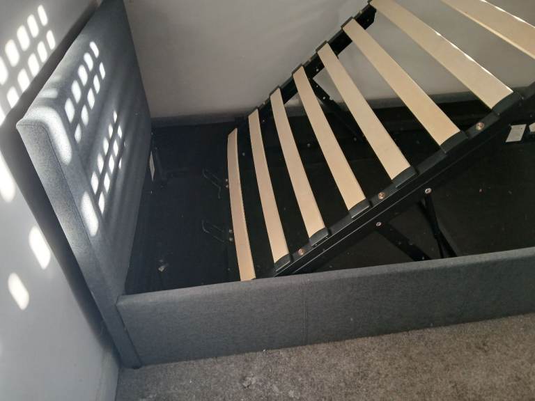 Single storage bed