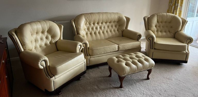 Leather 3piece suite 