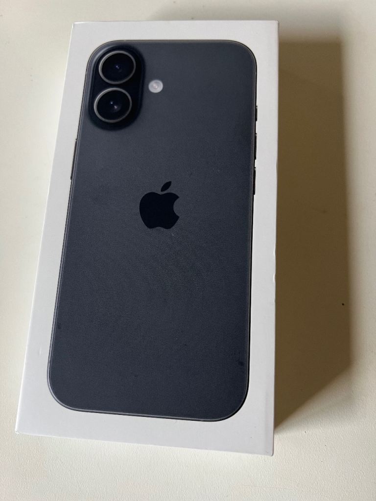 Brand New Apple iPhone 17 256GB – Still Sealed