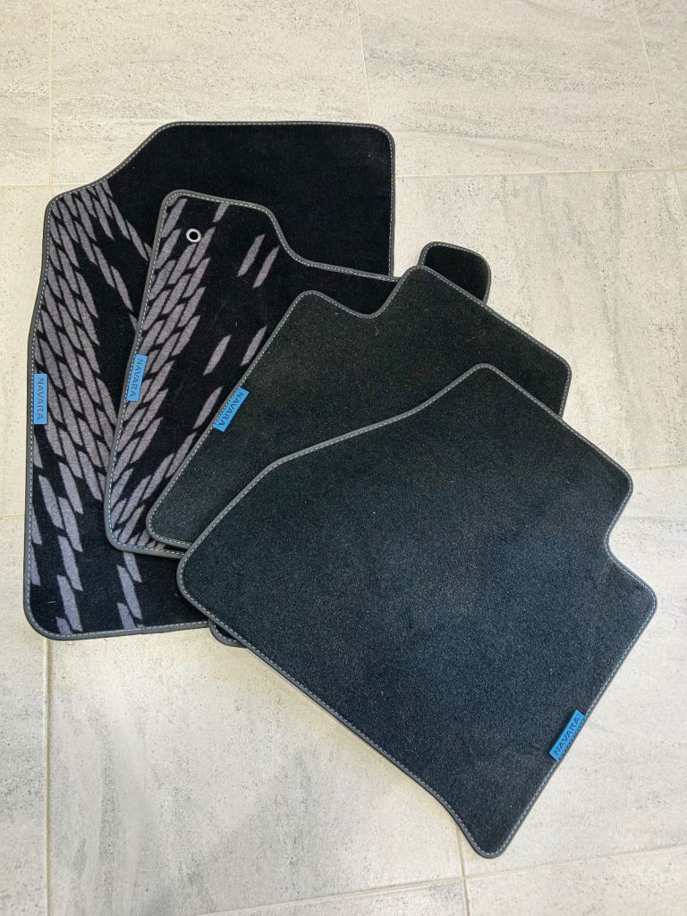 *BRAND NEW*  NISSAN NAVARA N GUARD NP 300 FITTED FLOOR MATS.