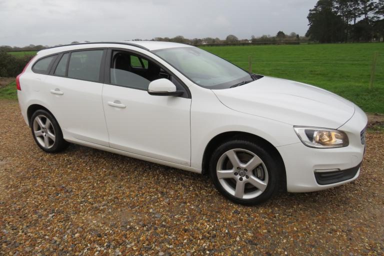 2018 Volvo V60 ESTATE Diesel Manual