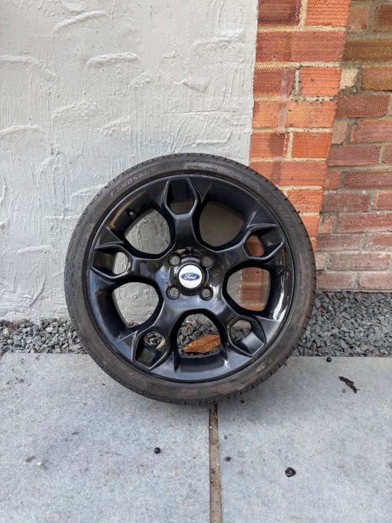 Ford Fiesta Zetec S Snowflake Alloy