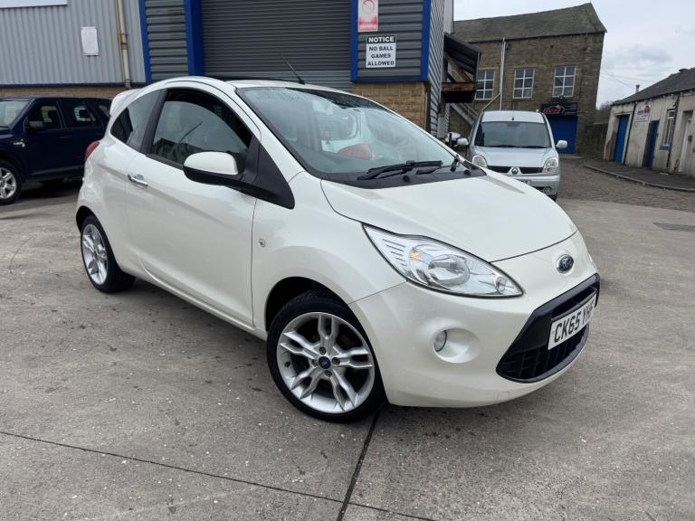 Ford Ka 1.2 Titanium 3dr WOW JUST 24,000 MILES YES 24,000 HUGE SPEC STUNNING!