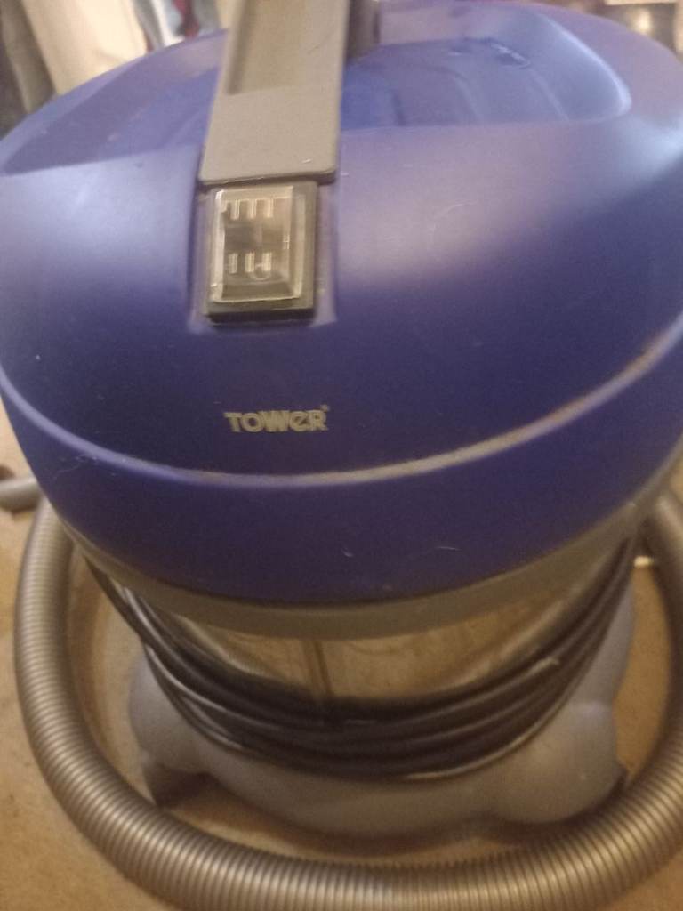 Tower Wet & Dry Vacuum Cleaner – Good Condition