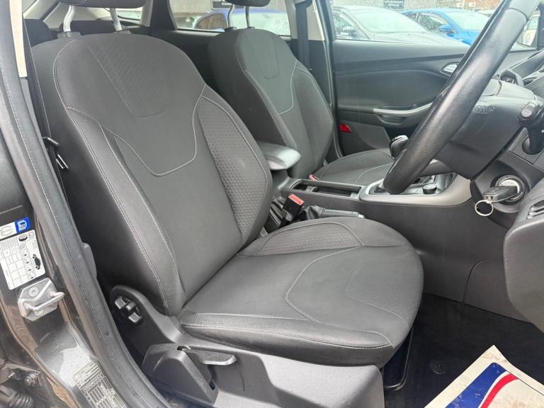 2017 Ford Focus 1.0 EcoBoost 125 Zetec Edition 5dr HATCHBACK PETROL Manual