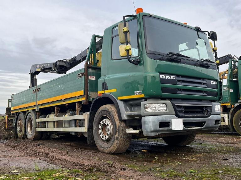 2013 DAF CF 75.310 26TON DROPSIDE WITH HMF 1430 CRANE