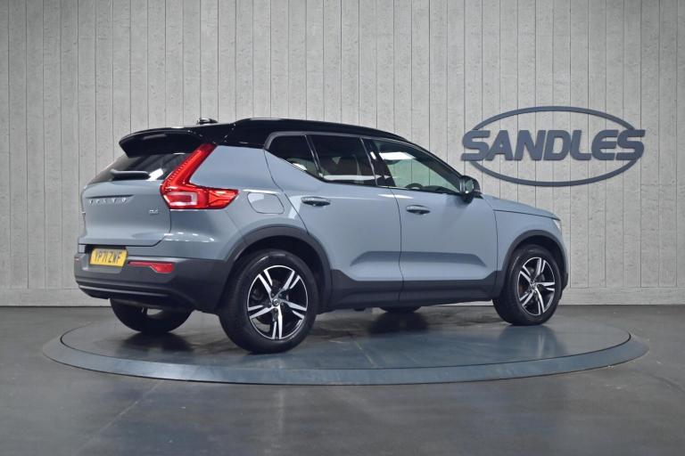 2021 Volvo XC40 2.0 B4 MHEV R-Design Auto Euro 6 (s/s) 5dr ESTATE Petrol/Electric Hybrid Automatic