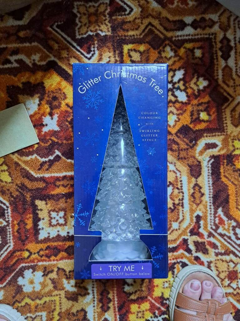 Glitter Colour Changing Christmas Tree Decoration – As Good As New