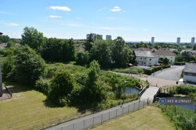 2 bedroom flat in Keal Avenue, Glasgow, G15 (2 bed) (#2765237)