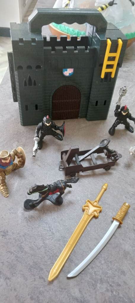Castle and Knights set