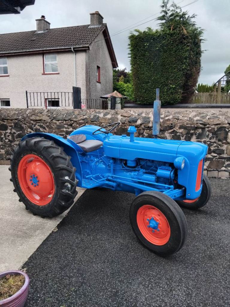 Fordson dexta tractor +other 