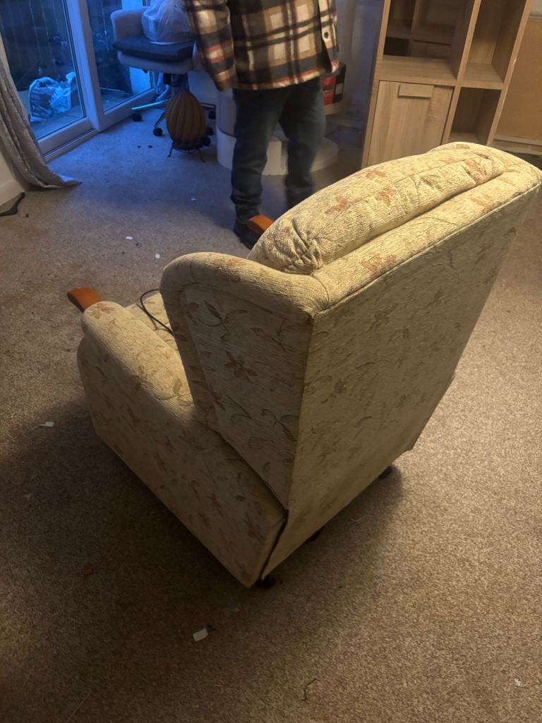 2 x electrical cleaners 