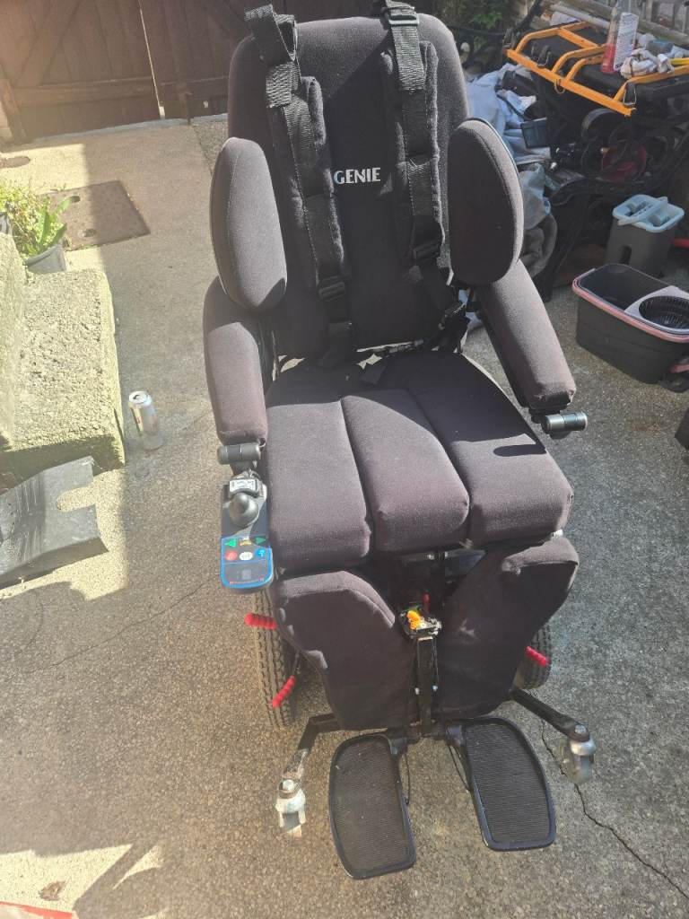 Genie v2 stand and recline electric wheelchair