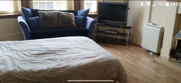 Huge beautiful furnished rooms in Pollokshields 