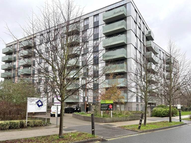 Delighted to present this newly built three-bed apartment located at Dan Court on Lakeside Drive.