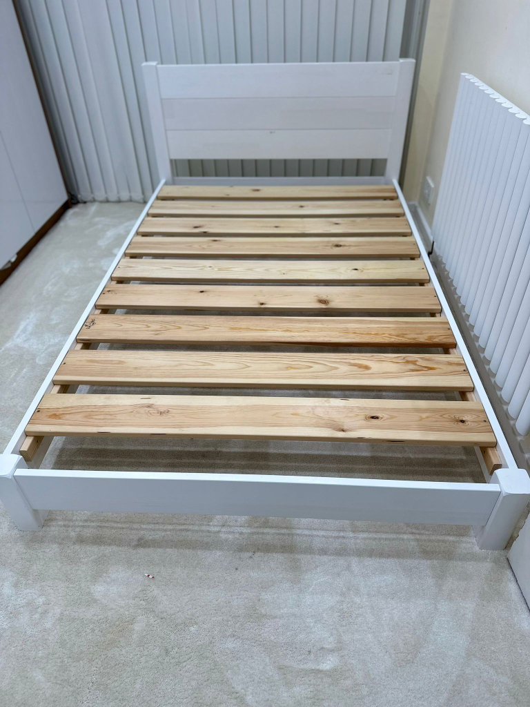 Small double Low Tokyo Bed 
