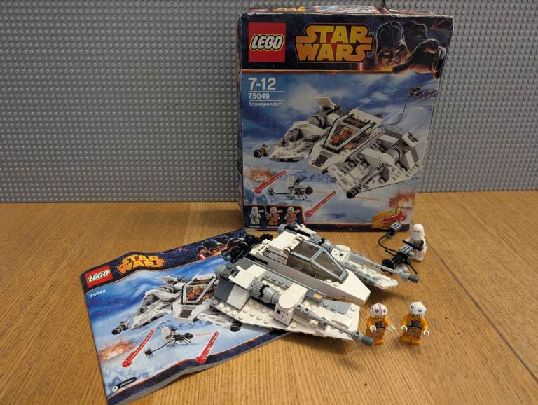 Lego Star Wars 75049 Snowspeeder Complete Set -Missing a sticker!!