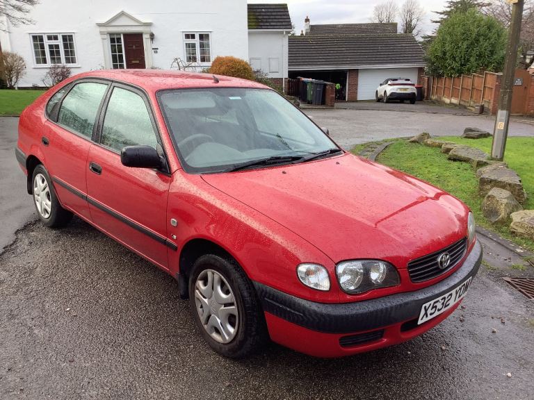 Toyota, COROLLA, Hatchback, 2000, Other, 1598 (cc), 5 doors Automatic