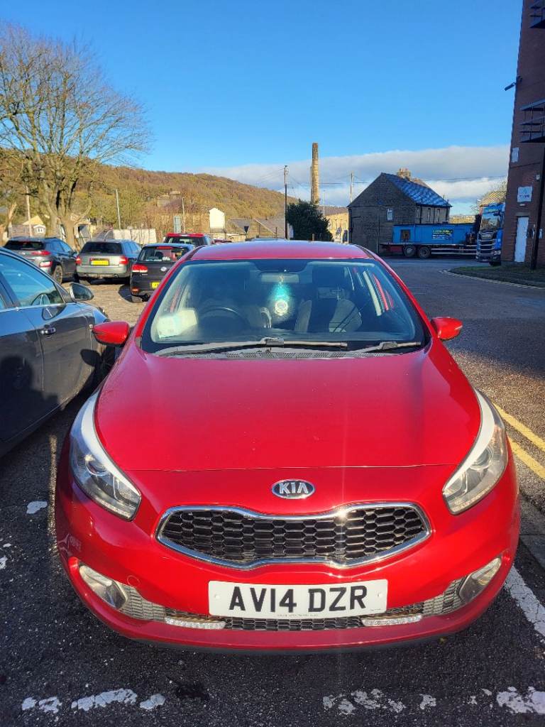 Kia, CEED, Hatchback, 2014, Manual, 1582 (cc), 5 doors