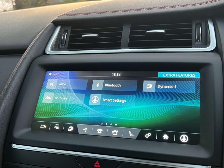 2020 Jaguar E-Pace 2.0 E-Pace Chequered Flag AWD Auto 4WD 5dr SUV Petrol Automatic