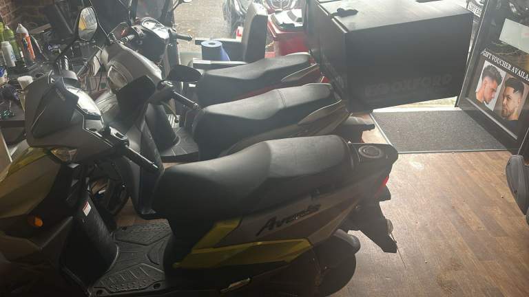  Delivery Scooters 125cc for Rent