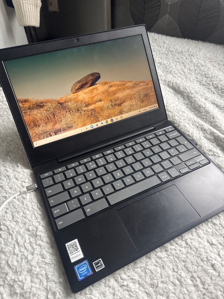 Lenovo Ideapad 3 Chromebook Laptop – Black, Good Condition