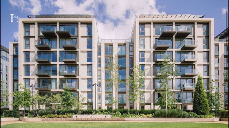 Exceptional 3 Bedroom Penthouse For Sale -SW6