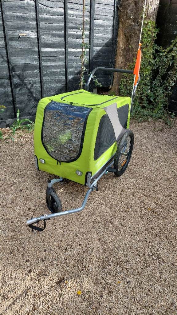 DoggyHut Premium Large Dog Trailer