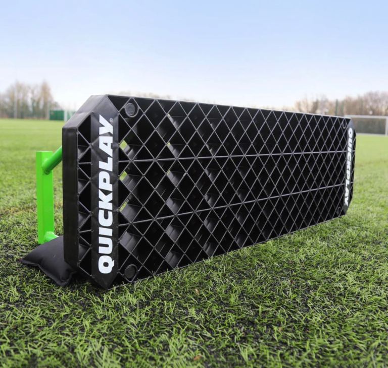 REPLAY STATION XL FOOTBALL REBOUND BOARD