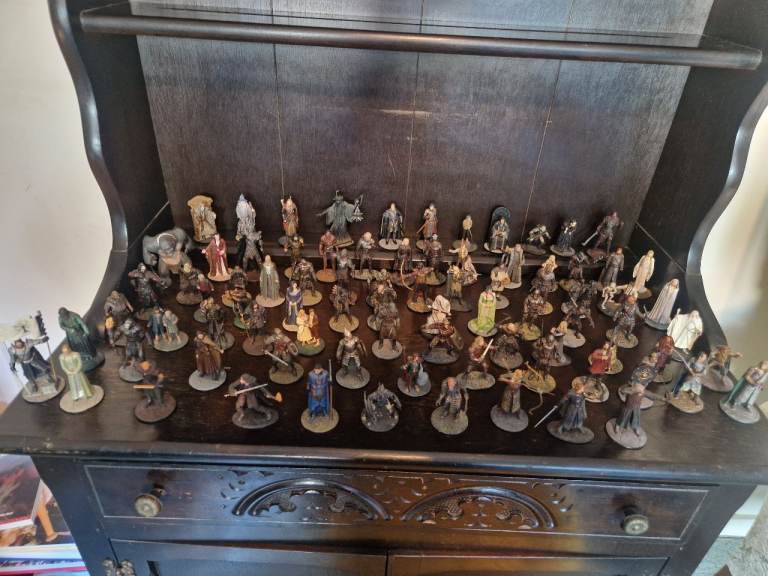 Huge Collection of Vintage Lord of the Rings Die-Cast Figures - 84 Eaglemoss