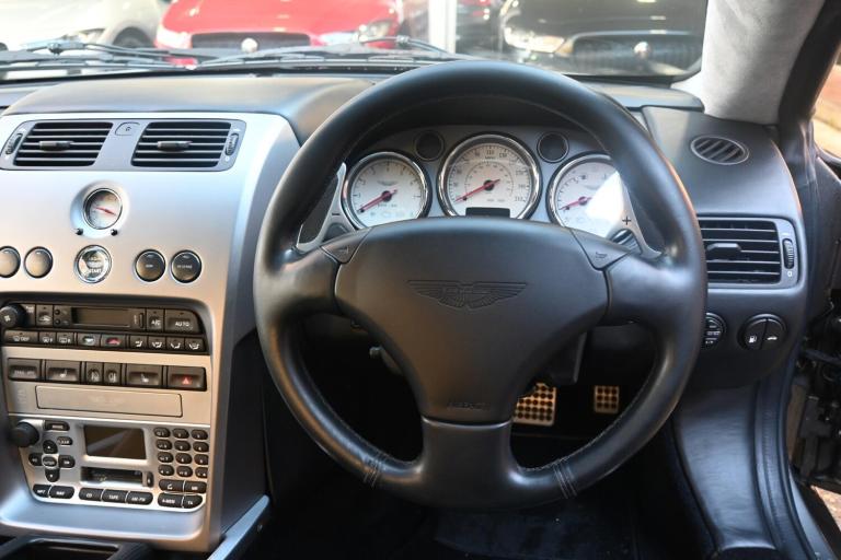 2004 Aston Martin Vanquish 5.9 Coupe 2dr Petrol Manual (396 g/km, 460 bhp) COUPE Petrol Manual
