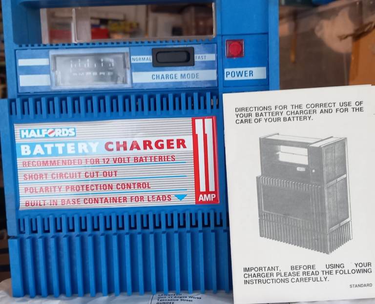 Halfords battery charger