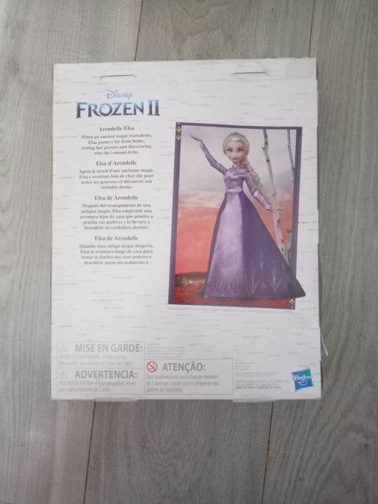 Disney frozen 2 doll set