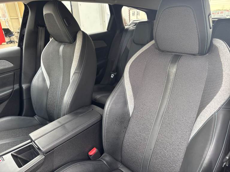 2024 Peugeot 308 1.2 PureTech Allure 5dr EAT8 ESTATE PETROL Automatic