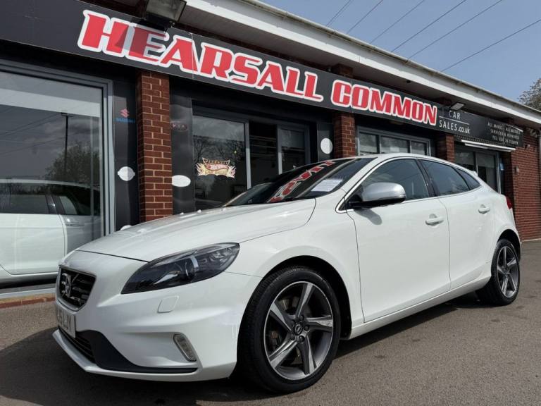 2015 15 VOLVO V40 2.0 D4 R-DESIGN LUX NAV HATCHBACK 5DR DIESEL MANUAL EURO 6 