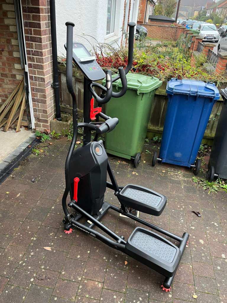 Schwinn 510E Compact Elliptical Cross Trainer