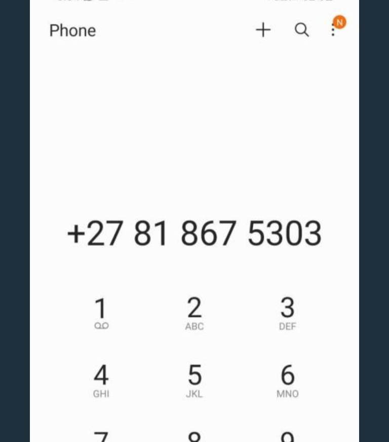 Small room with shared garden, kitchen and a big driveway, near the Station & mayday hospital.