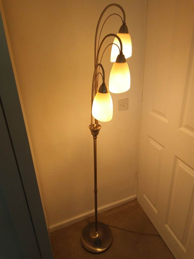 Lamp,floor standing,X3  low energy bulbs,5 foot,10 pound,offers