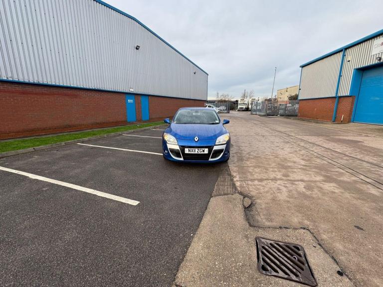 2011 Renault Megane 1.5 dCi 110 Dynamique TomTom 3dr COUPE DIESEL Manual