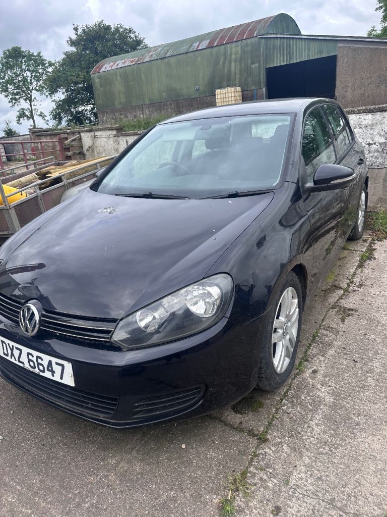 2010 VW Golf for Breaking - All parts available 