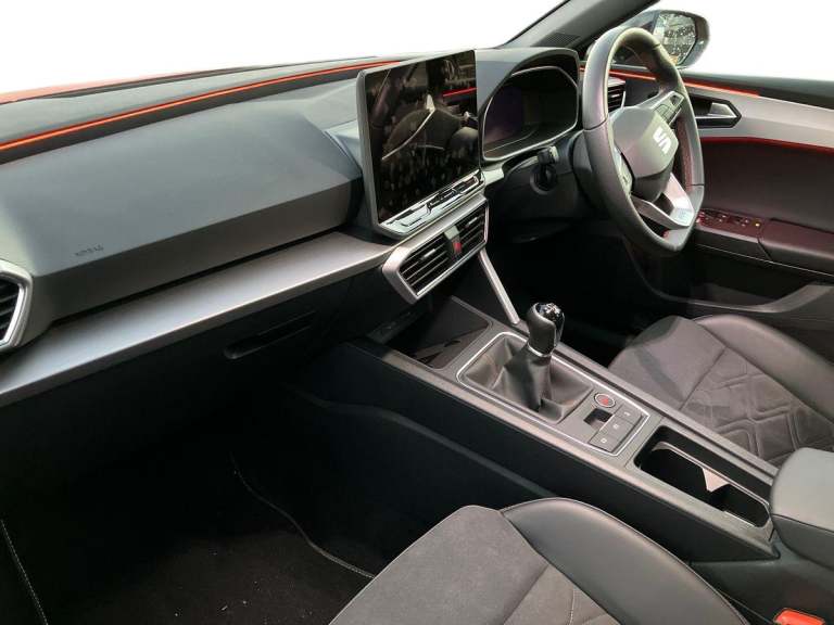 2025 SEAT Leon 1.5 TSI 150 FR Black Edition 5dr [DAP] Hatchback PETROL Manual