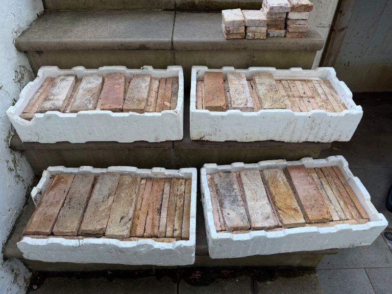 London Reclaimed yellow Stock Brick Slips – Good Condition