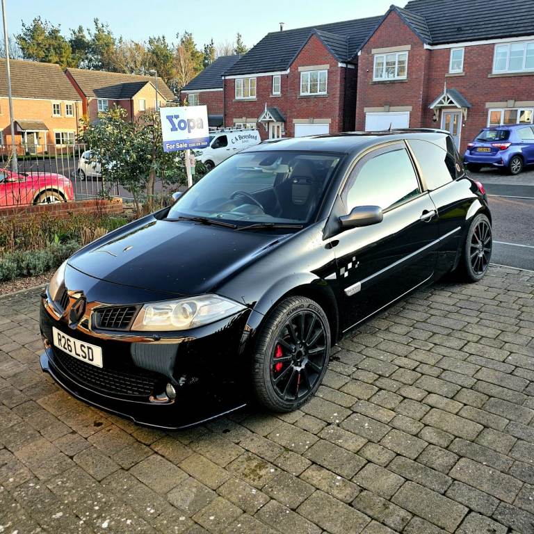 Renault Megane R26, FSH, HPI Clear.